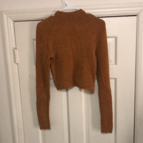 Forever 21 sweater - Picture 4 of 4